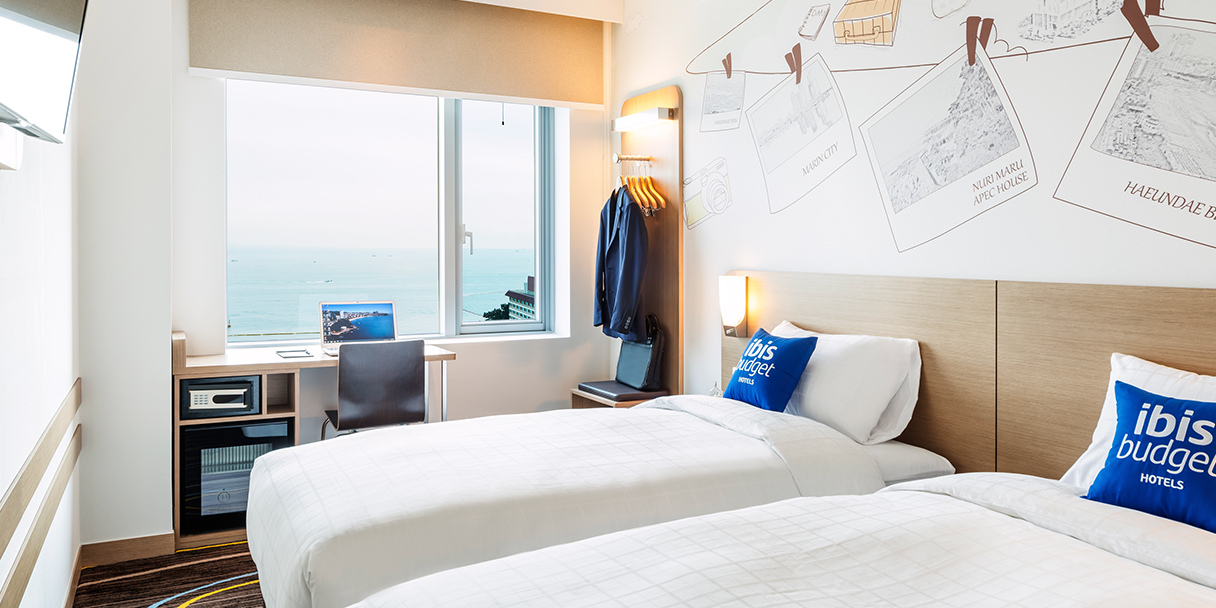 Twin Room thumbnail