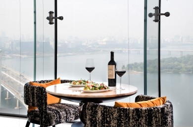 [Hotel Naru Seoul MGallery Ambassador] Lounge & Deck – Wine & Pasta Set