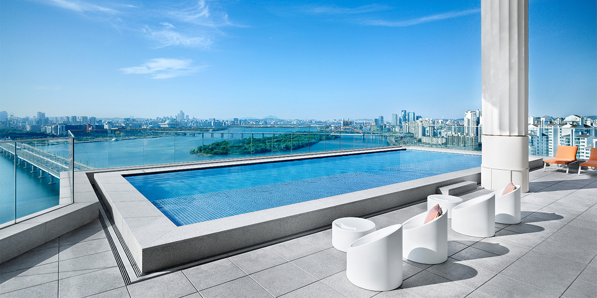 Infinity Pool thumbnail