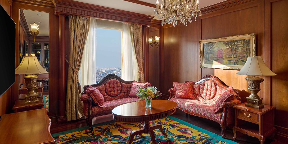 디럭스 스위트, 코너 thumbnail