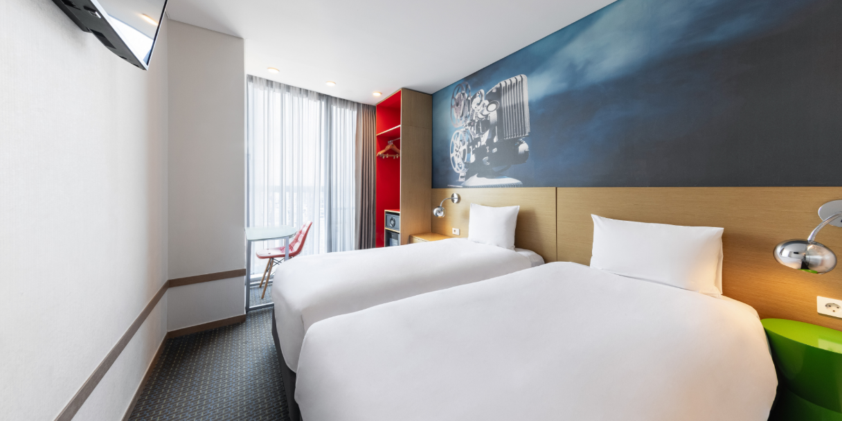 Standard Twin thumbnail